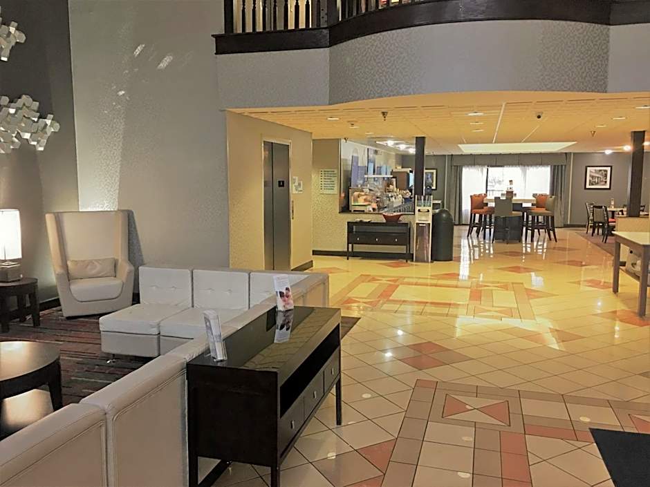 Holiday Inn Express Hotel & Suites Laurinburg By IHG