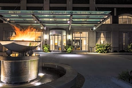 Hotel Blackhawk, Autograph Collection