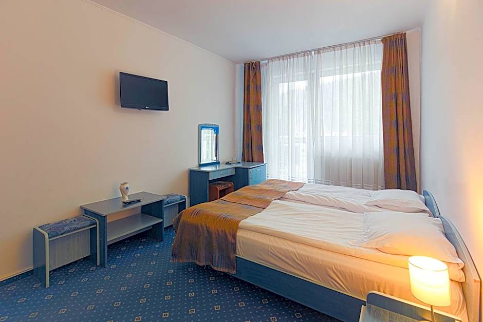 Hotel Alexandros Busteni by Genco & Restaurant Miorita