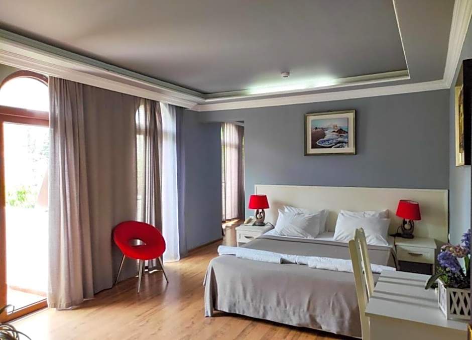 Aparthotel Old City