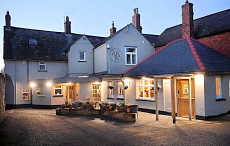 The Wallace Steakhouse with Rooms