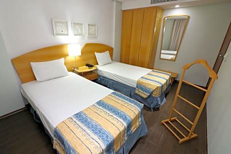 Executive Triple Room with 3 Single Beds