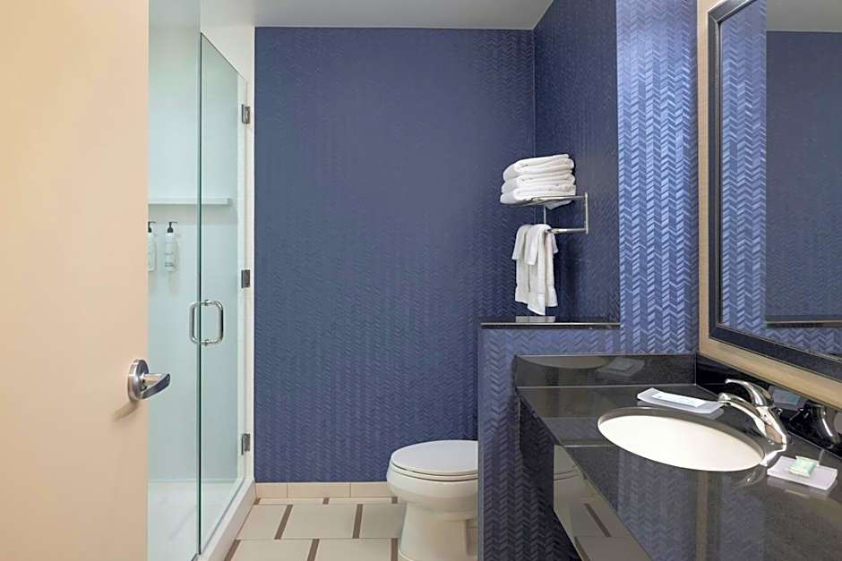 Fairfield Inn & Suites by Marriott Springfield Northampton/Amherst