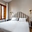Daplace - La Mongolfiera Rooms in Navona
