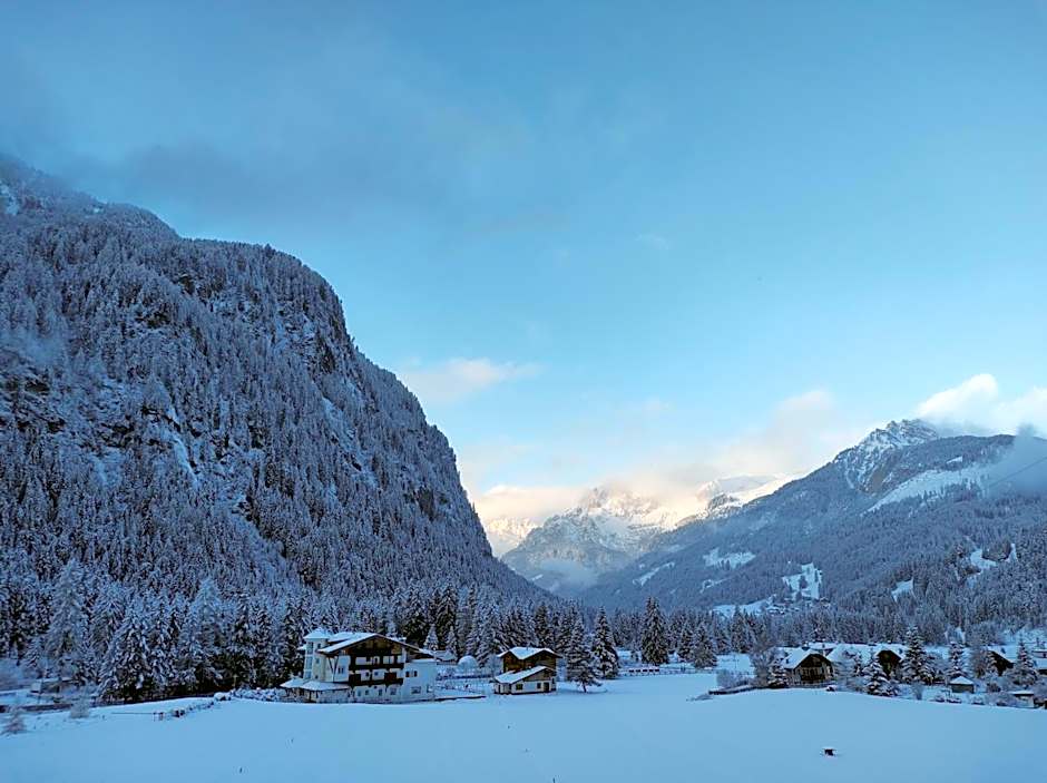 Cianbolpin Guesthouse