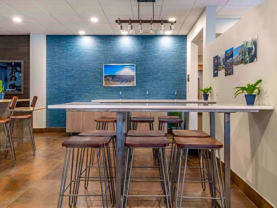 The Cranberry, Ascend Hotel Collection