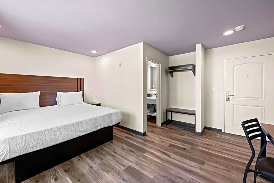 Hyland Inn Long Beach