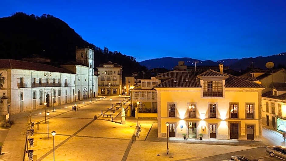 Antiguo Casino Hotel