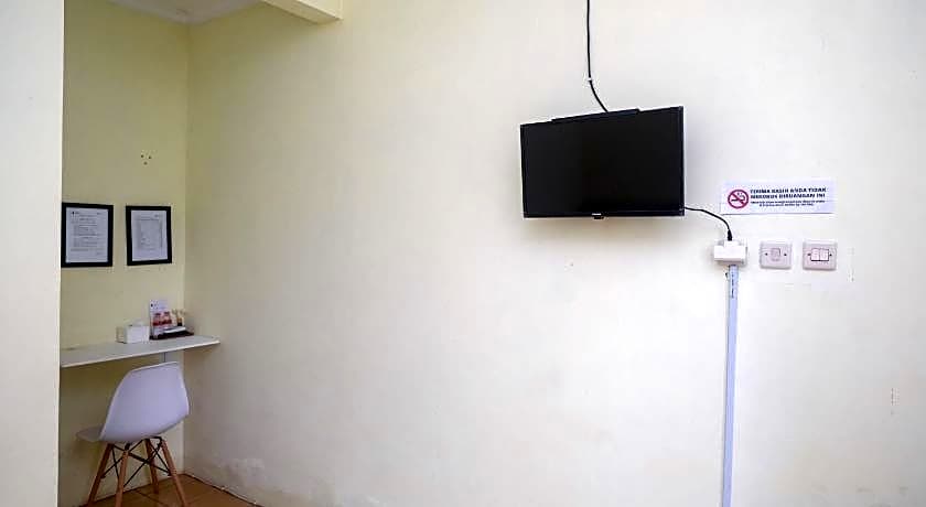 RedDoorz near RS Permata Medika Ngaliyan Semarang