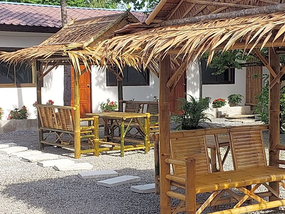 New Breakers Hotel Rawai