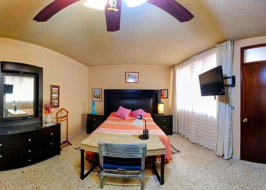 Casa de las Palmas Guest House
