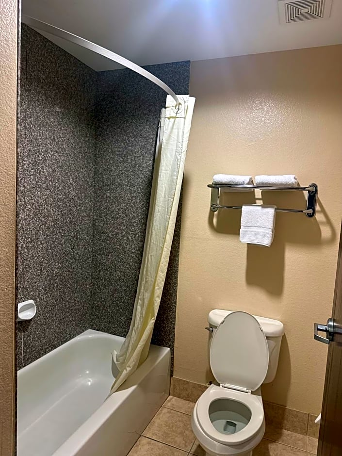 Belleza Inn & Suites Humble / FM 1960