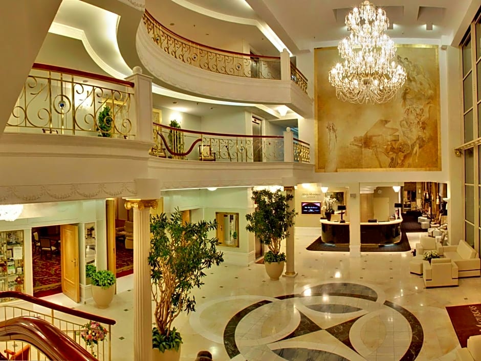 MCC Mazurkas Conference Centre Hotel