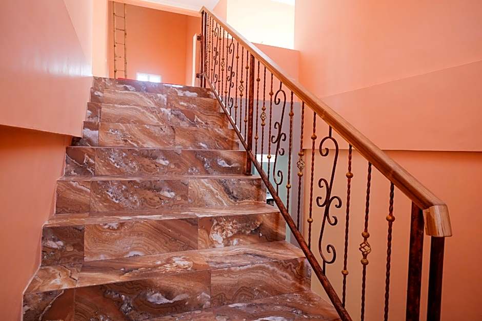 RedDoorz Syariah @ Klodran Solo