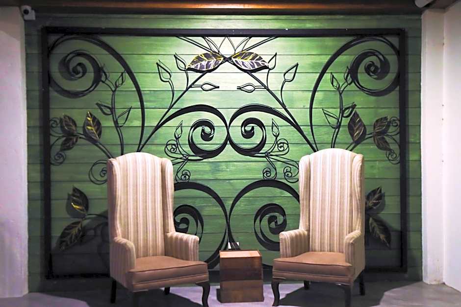 Sola Hotel and Sola Bed & Breakfast