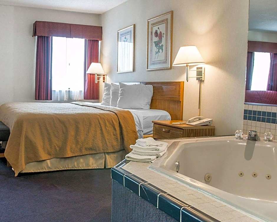 Quality Inn Hudsonville South