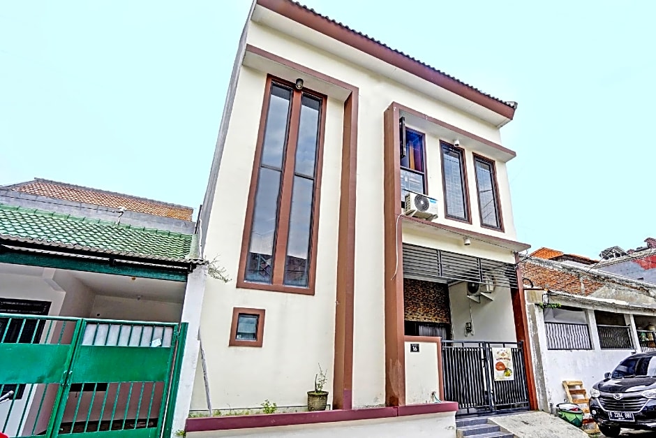 Hotel O Sunlo Cozy Home Family Homestay Syariah