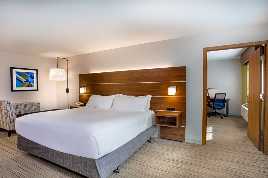 Holiday Inn Express Wisconsin Dells, an IHG Hotel