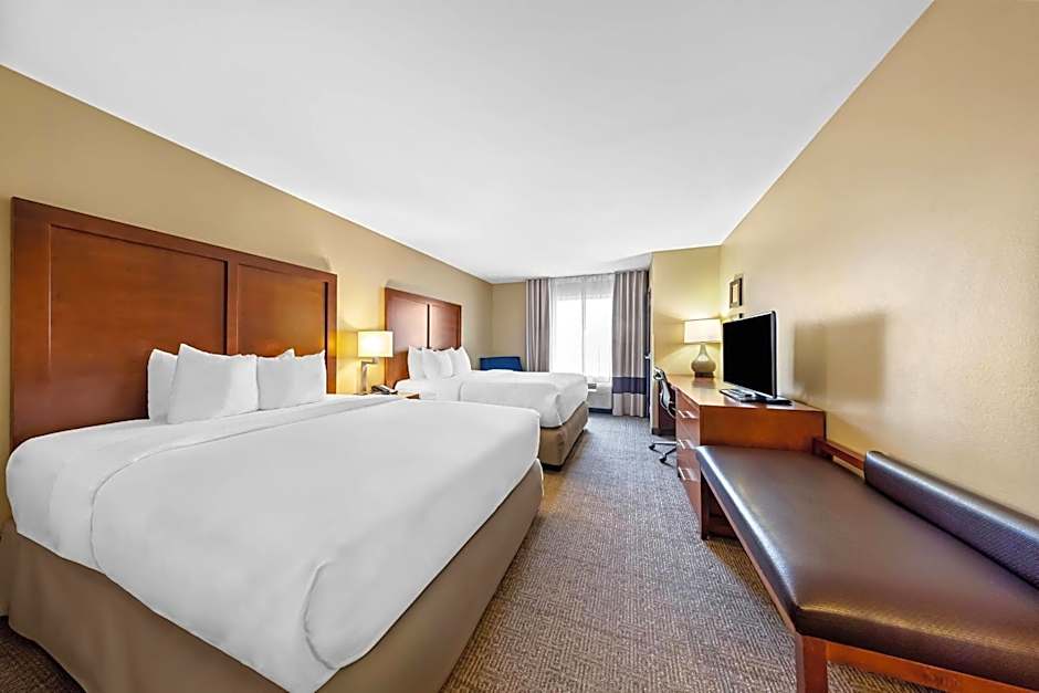 Comfort Inn & Suites West - Medical Center