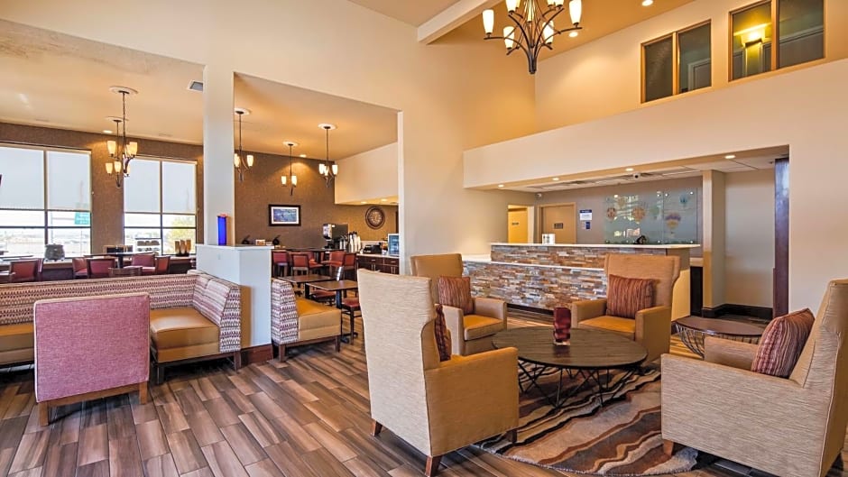 Best Western Plus Executive Suites