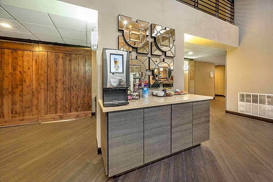 Best Western Plus North Las Vegas Inn & Suites