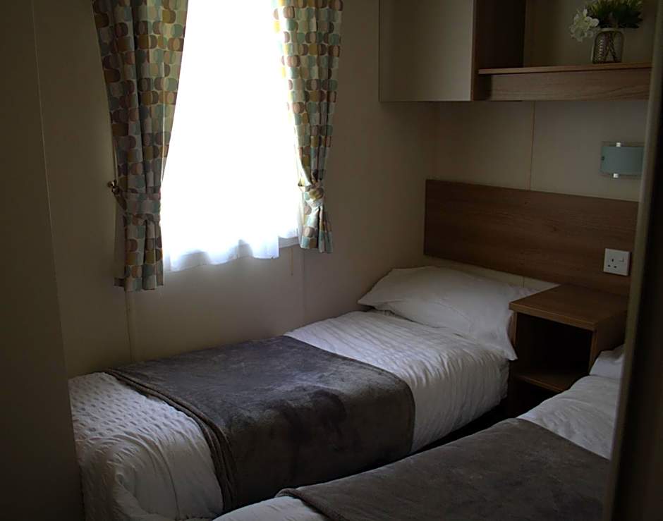 41 the meadows luxury hot tub holidays tattershall lakes