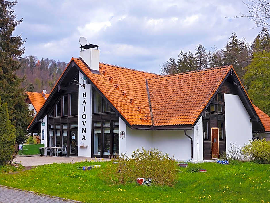 Geyserpark Village