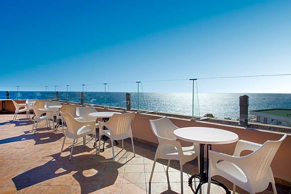 Iberostar Waves Bouganville Playa