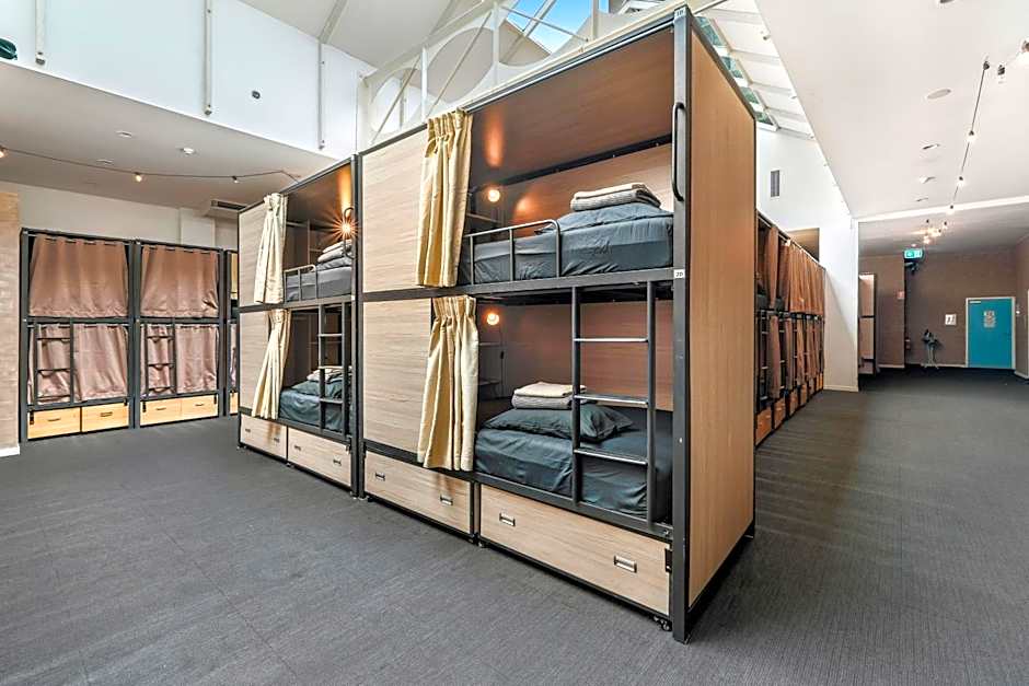 Tequila Sunrise Hostel Surfers Paradise