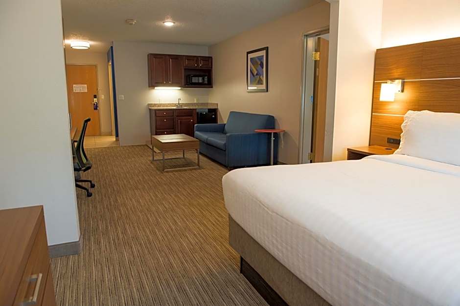 Holiday Inn Express Hotel & Suites Elkhart-South By IHG