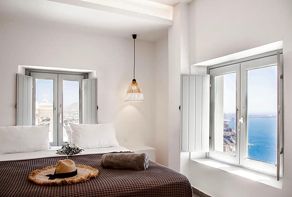 Caldera Cliff Illusion