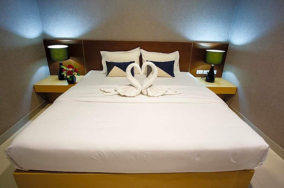 Platinum Hotel and Apartments