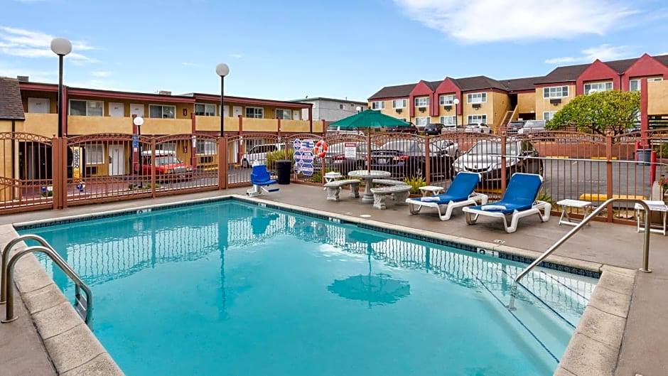 Hollywood Inn Express South