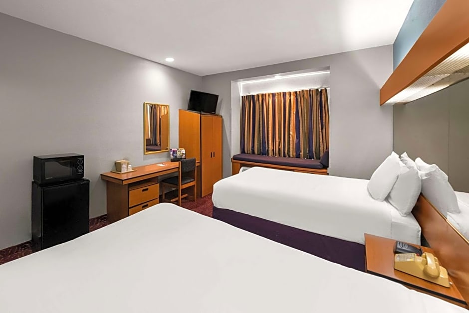 Econo Lodge Inn & Suites Mesquite - Dallas East