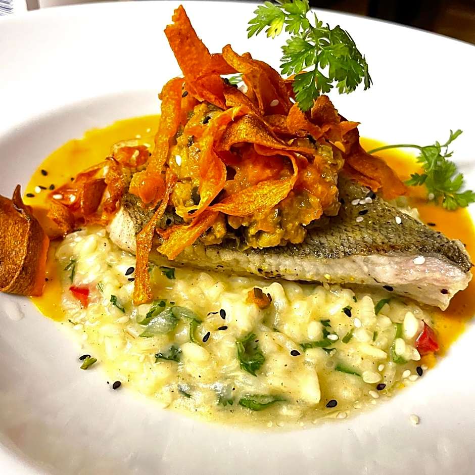 Burghaus & Villa Kronenburg