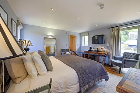 Double room-Superior-Ensuite with Bath-Wyton