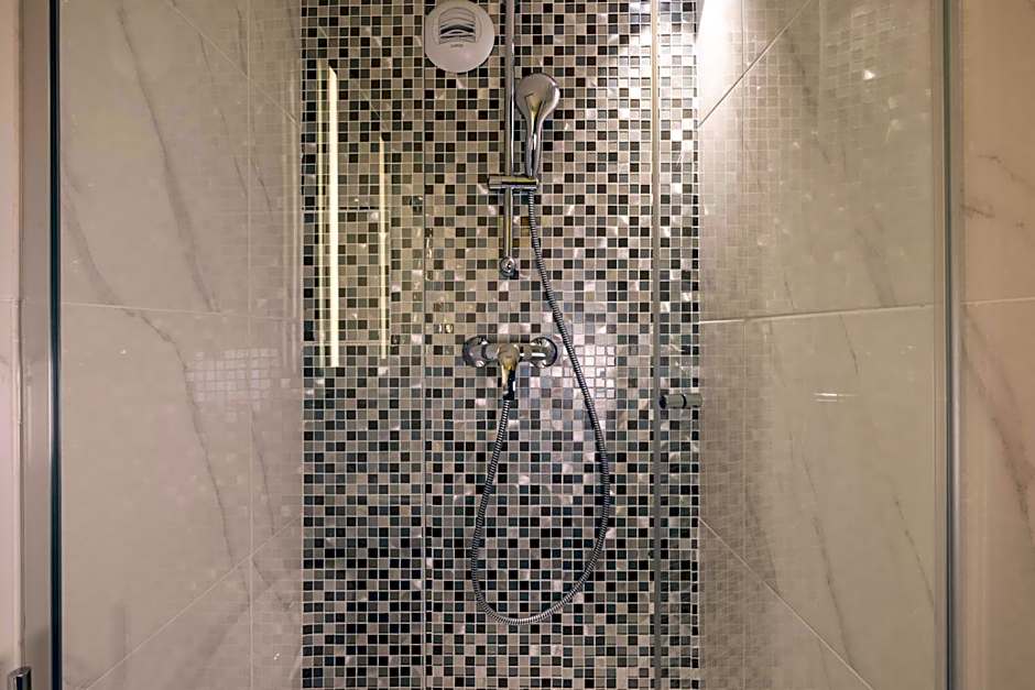 Hotel at Gare du Nord