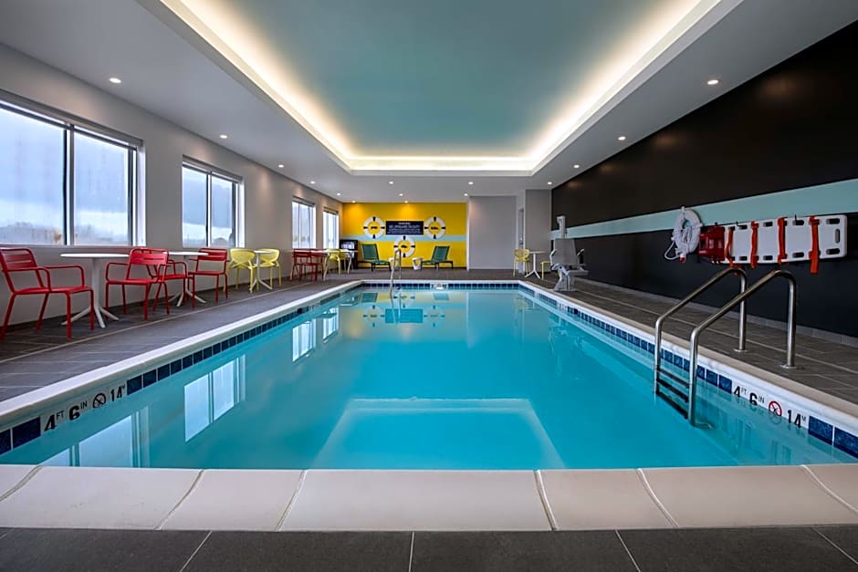 Tru by Hilton Anderson