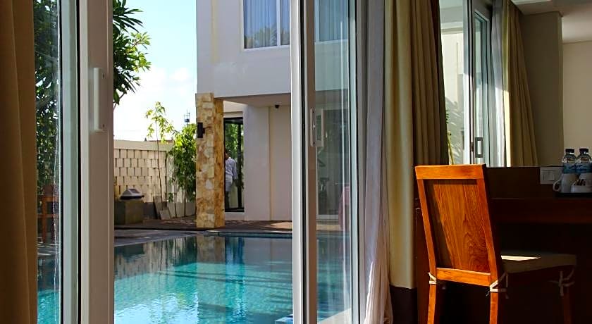 Paragon Hotel Seminyak