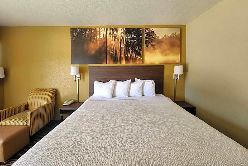 Days Inn by Wyndham Leesville