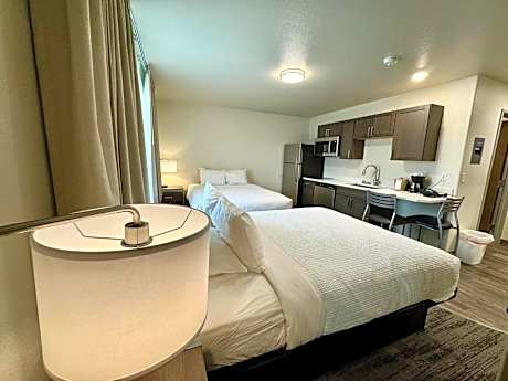 Queen Room with Two Queen Beds