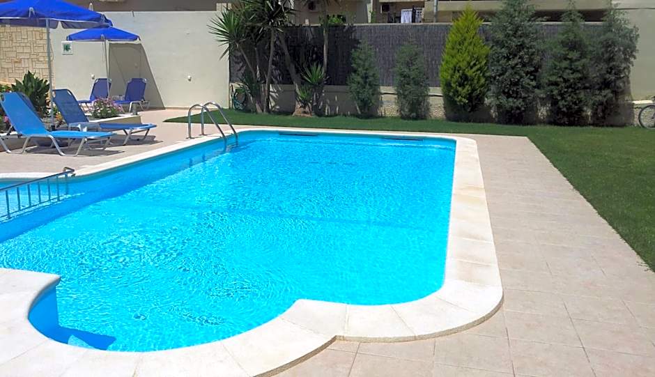 Nicolas Studios & Apartments