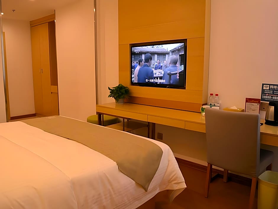 GreenTree Inn Huaian Xuyi Royal Garden Express Hotel