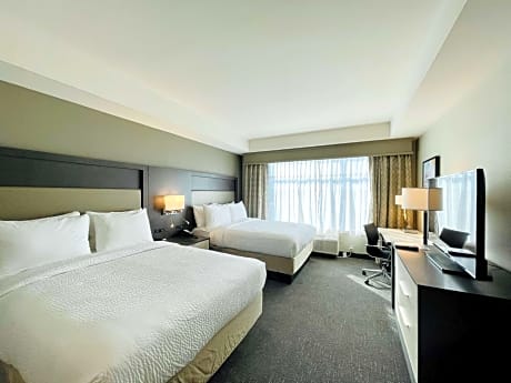 Queen Room with Two Queen Beds - Disability Access