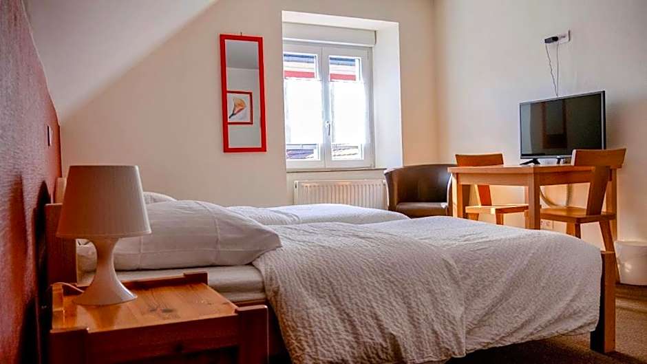 HOTEL RESTAURANT COLLIN