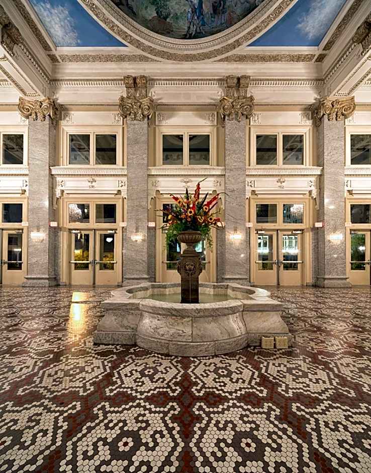 Hotel Bentley