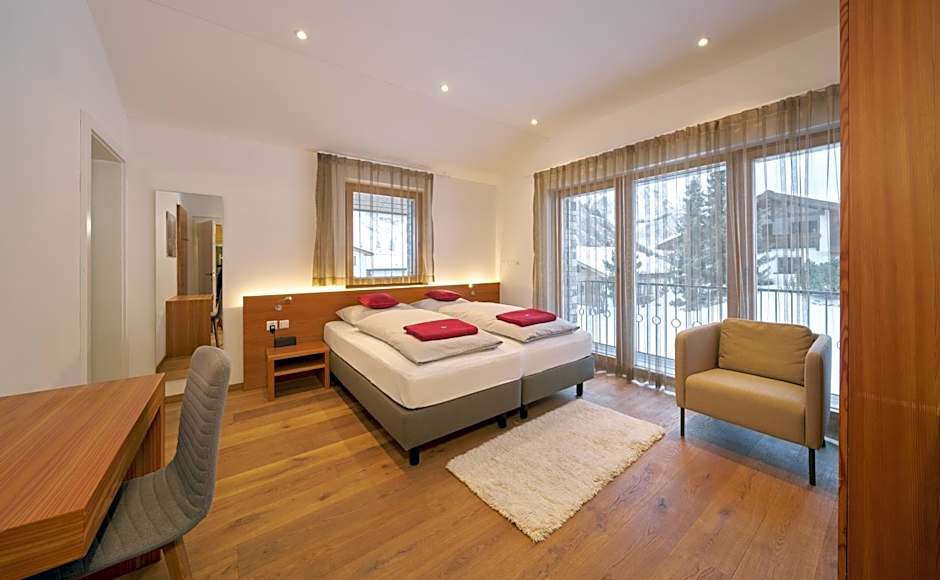 Grischuna Mountain Lodge