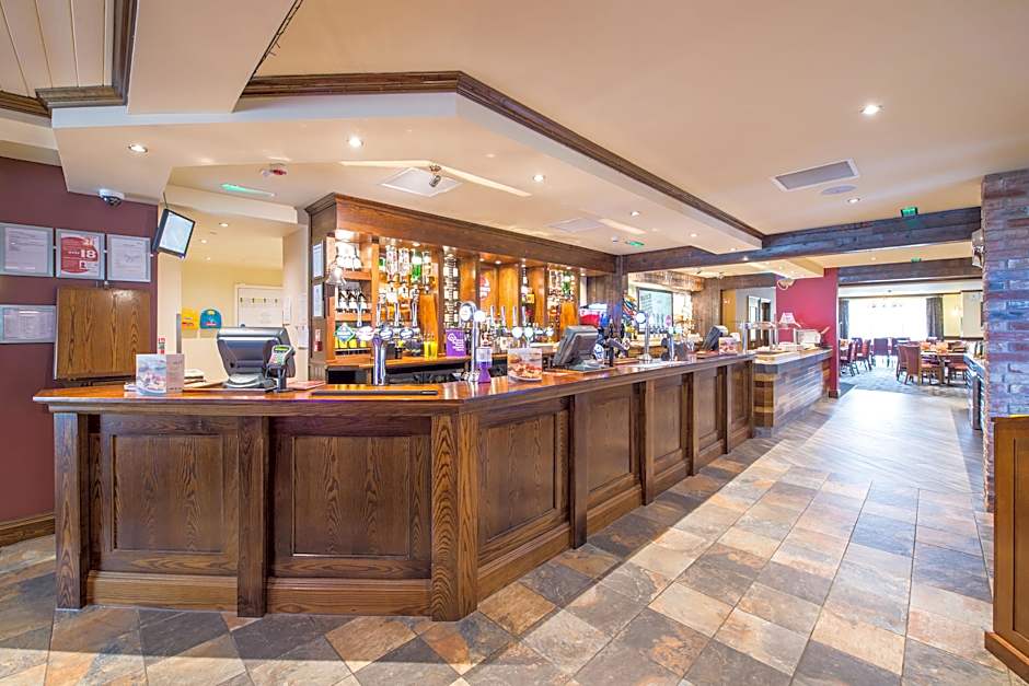 Premier Inn Stourbridge Town Centre