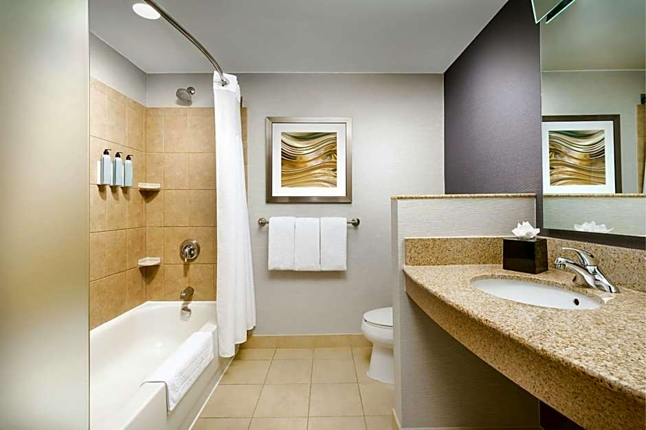 Courtyard by Marriott Hartford Farmington