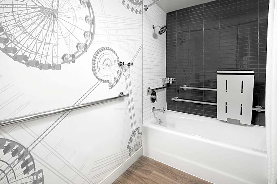 Le Meridien Chicago - Oakbrook Center